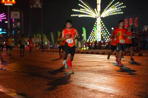 BIB: 223, 21131
                            <button type="button" onclick="openModal(16205541)" class="btn btn-primary btn-sm float-right btn-popup" data-toggle="modal" data-target=".modal-high-quality">
                        <i class="fas fa-shopping-cart"></i> Add to Cart
                    </button>
                                            <button type="button" onclick="isThisMe(16205541, true)" class="btn btn-success btn-sm float-right btn-popup btn-isme hidden" data-toggle="tooltip" data-placement="bottom" title="นี่คือรูปของคุณใช่ไหม คลิกที่นี่เพื่อเอาเข้าอัลบั้ม">
                        <i class="fas fa-plus"></i> Add to album
                    </button>
                    <button type="button" onclick="isThisMe(16205541, false)" class="btn btn-warning btn-sm float-right btn-popup btn-isnotme hidden">
                        <i class="fas fa-ban"></i> Remove from album
                    </button>